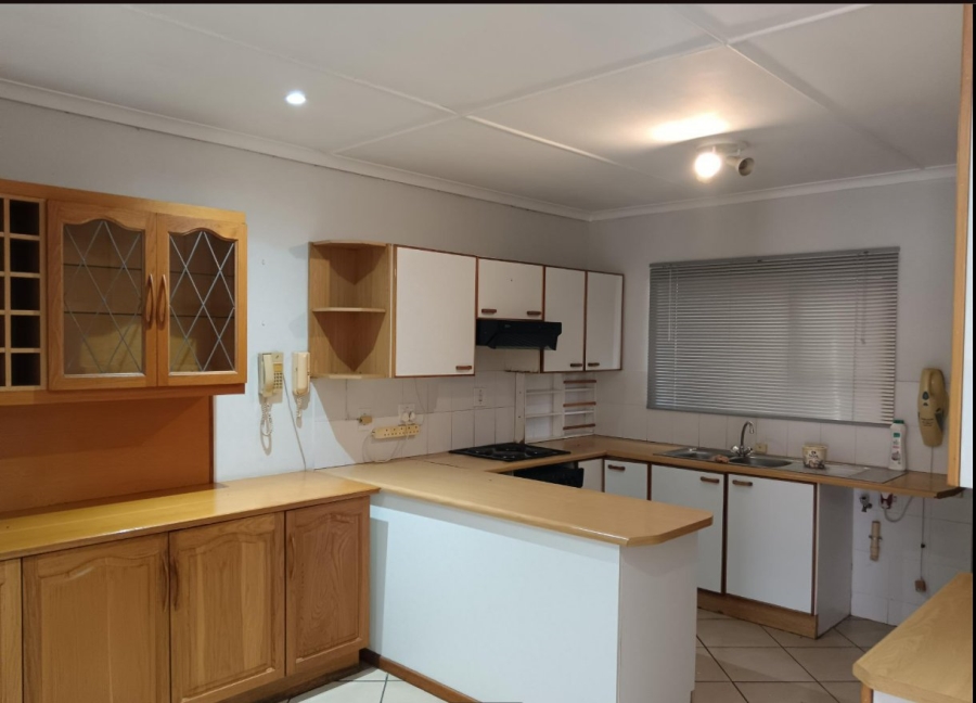 3 Bedroom Property for Sale in Abbotsford Eastern Cape